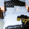Отель Low Cost Luxury Rooms в Аноки