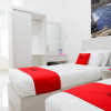 Отель RedDoorz near Mataram University, фото 14