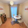 Отель Friars Walk 2 with 2 bedrooms, 2 bathrooms, fast Wi-Fi and private parking, фото 13