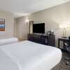 Отель La Quinta Inn & Suites by Wyndham Knoxville Airport, фото 7