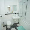 Отель Chelsea Suites Central Milton Keynes - Sleeps 4, фото 10