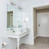 Отель Oceanside Hotel and Suites, фото 8