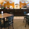 Отель Holiday Inn Express Devils Lake, an IHG Hotel, фото 14