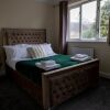 Отель Pristine Relocation 3-bed House in London, фото 4