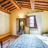 Отель Cozy Cottage in Castelnuovo Berardenga with Swimming Pool, фото 1