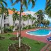 Отель Chrisanns Beach Resort - Apt 9 The Paradise Suite, фото 1