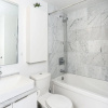 Отель Platinum Suites - Incredible CN Tower View, фото 7