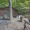 Отель Cozy Cabin Between Gatlinburg & Pigeon Forge W/ Hot Tub 1 Bedroom Cabin by Redawning, фото 7
