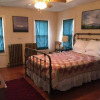 Отель The Hood House Bed & Breakfast Inn, фото 6