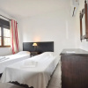 Отель Traditional Private Pool, Walking Distance to Centre, Golf Facing, фото 8