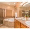 Отель Luxury Townhouse in Mountains, фото 11