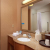 Отель Hampton Inn & Suites Canton, фото 8