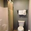 Отель Riata Inn, фото 6