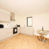 Отель Modern Spacious 2 Bedroom Apartment, фото 13