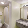 Отель Rodeway Inn, фото 9