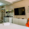 Отель Best Deal And Comfy Studio At Transpark Bintaro Apartment, фото 1