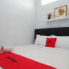 Отель RedDoorz near Kawasan Bandara Ahmad Yani Semarang, фото 6