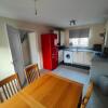 Отель Lakeside Dakota 3bed house 2bath parking M27 J5 Southampton Airport sleeps 6, фото 14