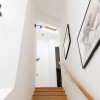 Отель The Wandsworth Common - Bright & Modern 2BDR Flat overlooking the Park, фото 13