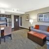 Отель Staybridge Suites Cleveland Mayfield Heights Beachwood, an IHG Hotel, фото 2