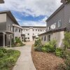 Отель Campus Summer Stays Akoranga Student Village в Норте-Окленде