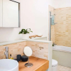 Отель Stylish 4 Bedroom Stockbridge Home, фото 8
