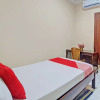 Отель Oyo 92961 Amor Kost, фото 11