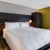 Отель Holiday Inn Express & Suites Allentown-Dorney Park Area, an IHG Hotel, фото 24