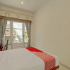 Отель OYO 3958 Pondok Ayu Homestay, фото 6
