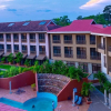 Отель Ridge Royal Hotel, фото 1