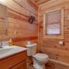 Отель Bear View - Three Bedroom Cabin, фото 8