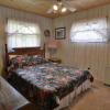 Отель Kenny Lodge 4 Bedroom Hotel Room by RedAwning, фото 2