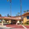 Отель La Quinta Inn by Wyndham Costa Mesa / Newport Beach в Косте Мезе