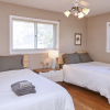 Отель Prime Location! 5BR in Quaint Neighborhood!, фото 6