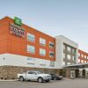 Отель Holiday Inn Express & Suites Parkersburg East, an IHG Hotel в Паркерсберге