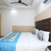 Отель OYO 9233 Hotel Cottage Lord krishna, фото 14