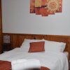 Отель Maleny Accommodation |McCarthy Lake House| House to rent | One Night Rooms, фото 5