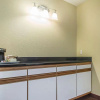 Отель Quality Inn, фото 1