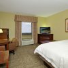 Отель Hampton Inn & Suites Madisonville, фото 20