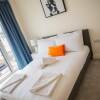 Отель Thames View 2 Bed Apartment With Balcony, фото 17