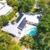 Отель Home blocks from beach on siesta drive with pool Internal name: 617, фото 12