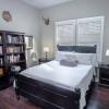 Отель Southtown Classic 3BR/2BA mins from Downtown, фото 5