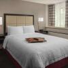 Отель Hampton Inn & Suites Milwaukee Downtown, фото 4