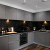 Отель Spacious 2 Bedroom Flat with Balcony Close to Train Station, фото 2