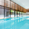 Отель Exquisite 1 Bedroom Parking Gym Pool Spa, фото 15