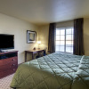 Отель Cobblestone Inn & Suites - Harper, фото 2