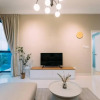 Отель NEW! French Style 3BR 8pax Mytown Sunway Velocity, фото 16