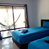 Отель Raven Blue, фото 2