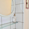 Отель Bright And Comfortable 2 Bedroom Flat, фото 8