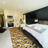 Отель Cozy Downtown Condo Suite, фото 3